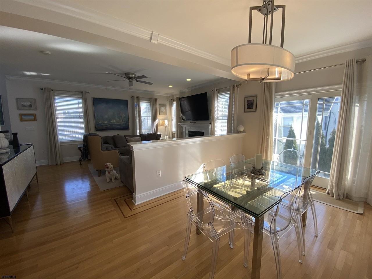 122 N Monroe Ave - Photo 7 of 21