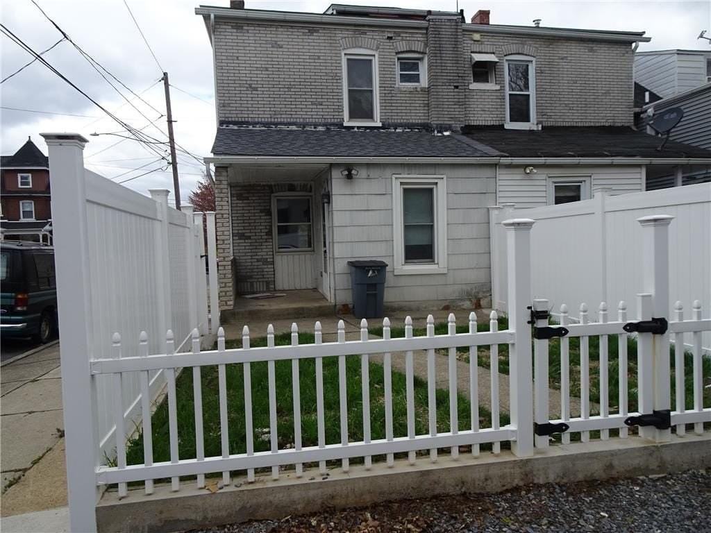 928 High St - Photo 4 of 19