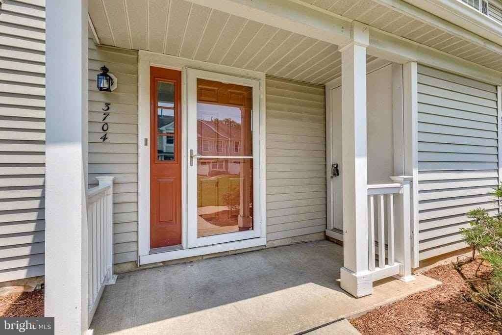 3704 Fenwick Ln - Photo 3 of 29