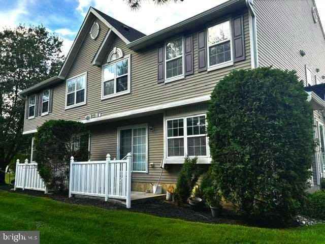 1504 Coventry Way - Photo 3 of 23