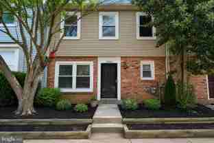 2704 Elberta Ln - Photo 1 of 1
