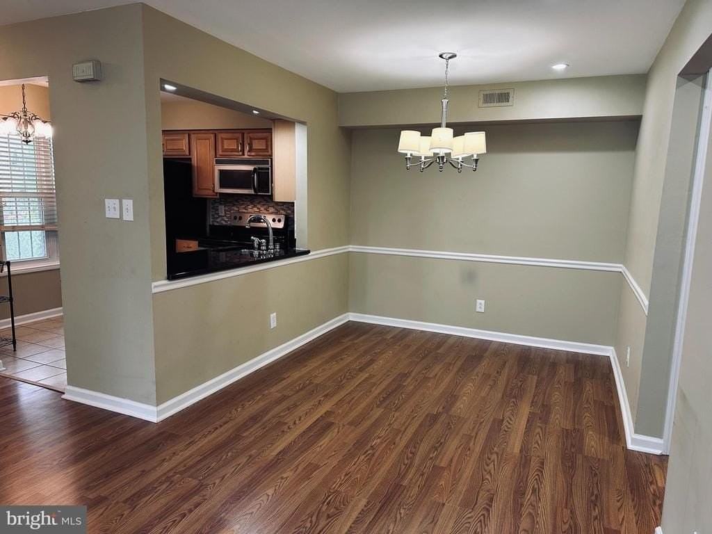 328A Delancey Pl - Photo 4 of 16