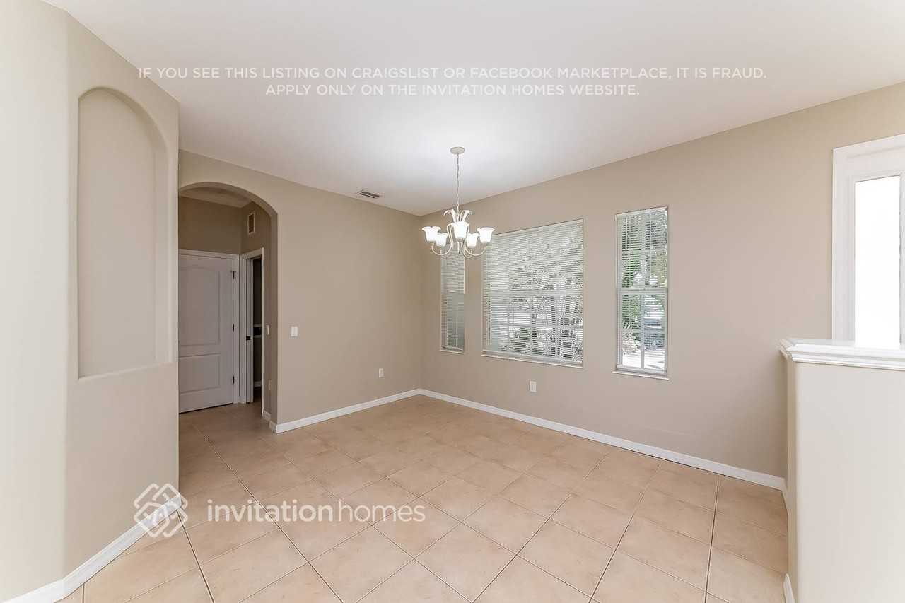 6418 Royal Tern Cir - Photo 3 of 17