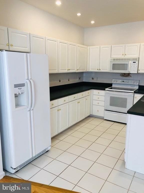 1081 Chanticleer - Photo 2 of 18
