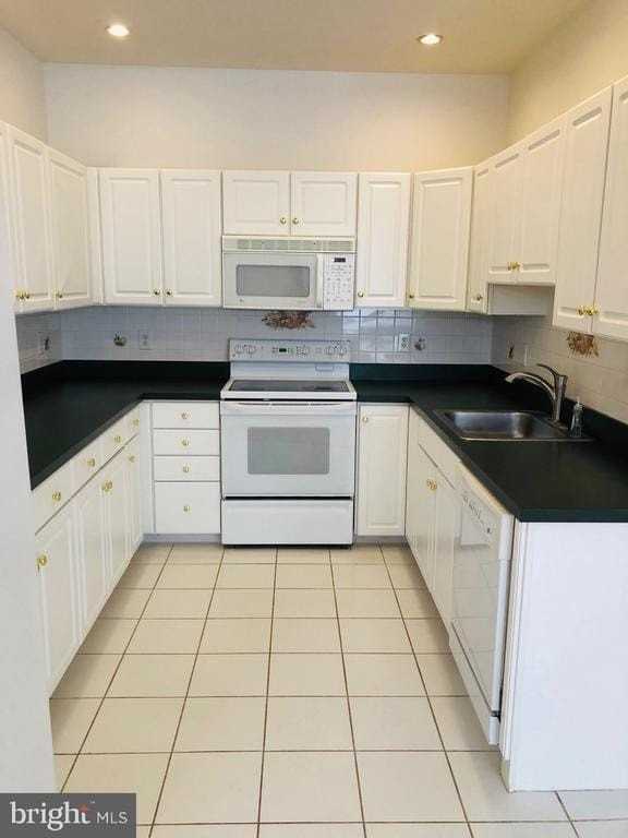 1081 Chanticleer - Photo 3 of 18