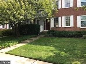 306 Society Hill Blvd - Photo 2 of 16