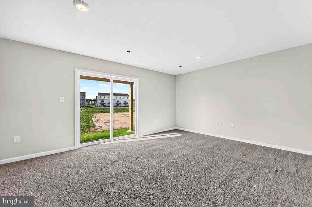 Essex Dr - Photo 3 of 25