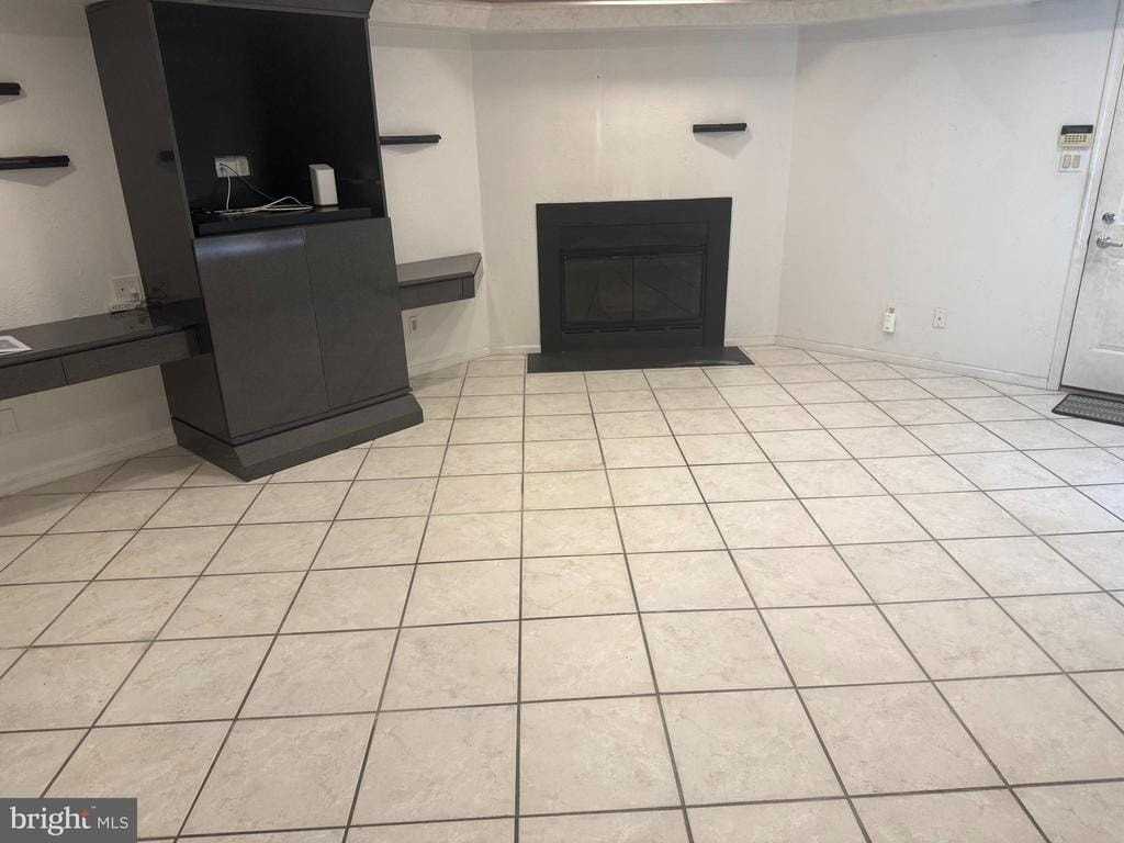 203 Sunshine Lakes Dr - Photo 5 of 17