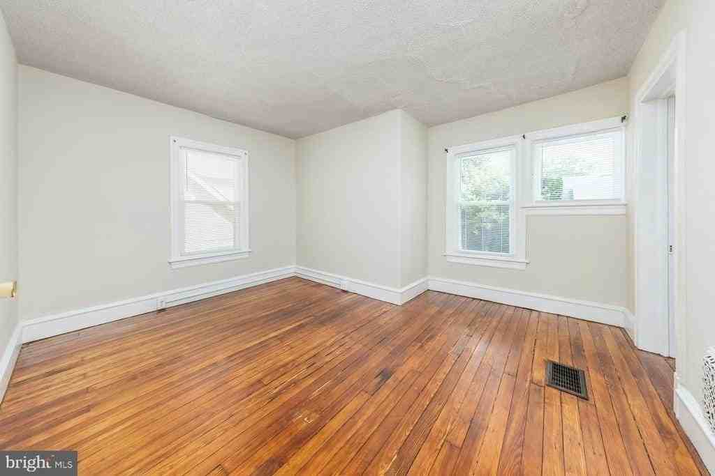145 High St - Photo 6 of 17