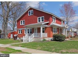 featured image of 23 E Wilson Ave