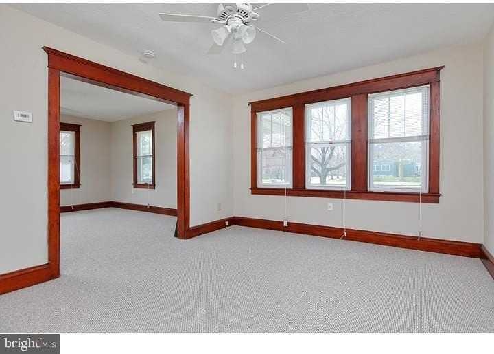 23 E Wilson Ave - Photo 4 of 9