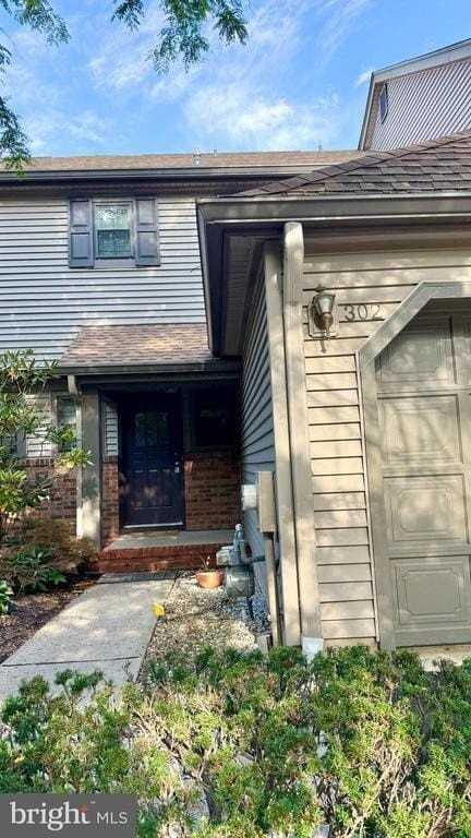 302 Marten Rd - Photo 3 of 28