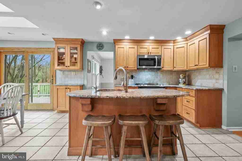 20 Barclay St - Photo 5 of 29
