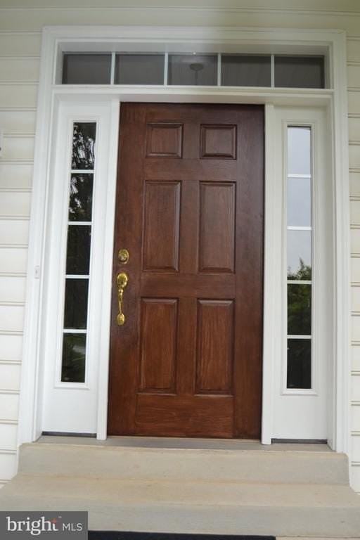 806 Wren Ln - Photo 2 of 33