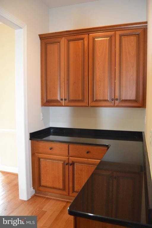 806 Wren Ln - Photo 5 of 33