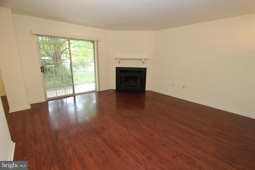 185 Valley Stream Cir - Photo 4 of 18