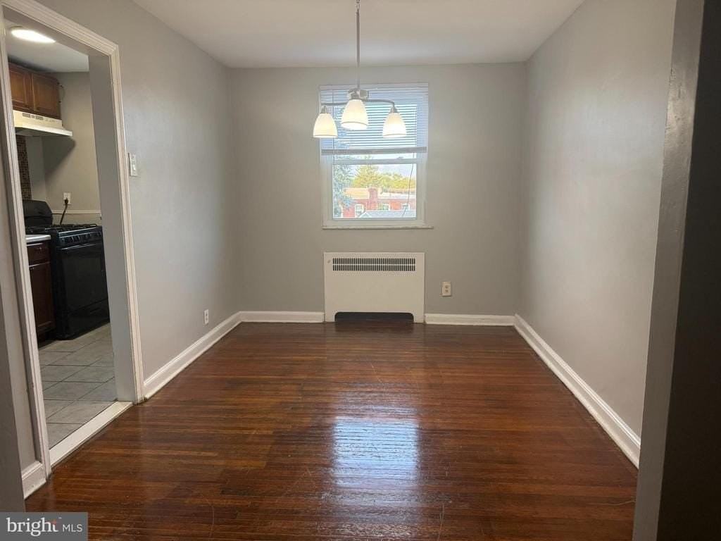 585 Snowden Rd - Photo 2 of 11