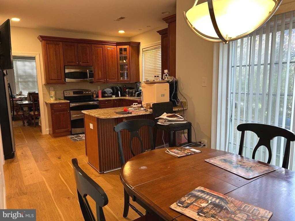 1 Haymarket Ln - Photo 5 of 16