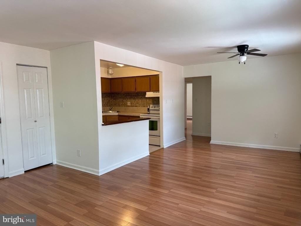 512 Stidman Dr - Photo 3 of 18