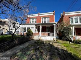featured image of 303 S Olive St
