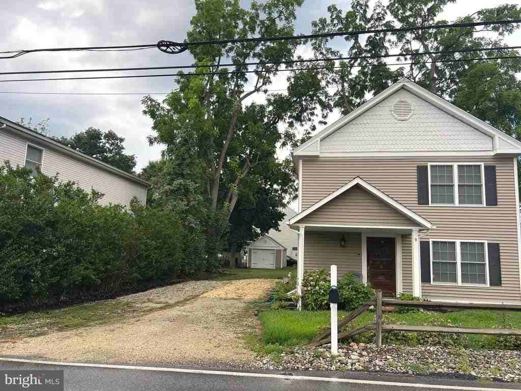 39 Van Leer Ave