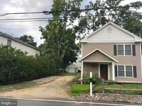39 Van Leer Ave - Photo 1 of 1