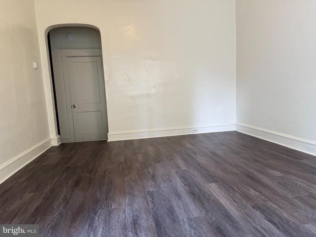244 S Fairview Ave - Photo 3 of 7