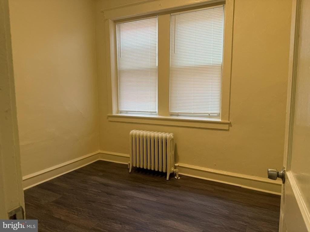 244 S Fairview Ave - Photo 4 of 7
