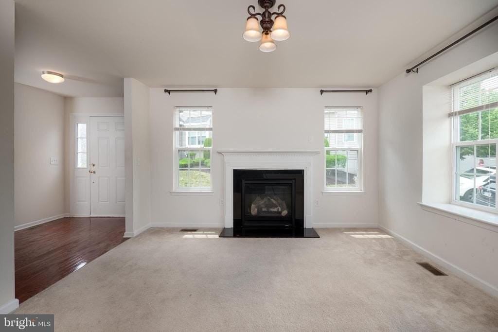4165 Bunker Hill Dr N - Photo 7 of 25