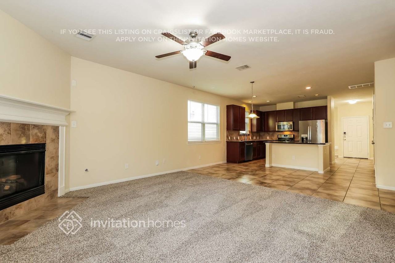 30631 Gardenia Trace Dr - Photo 6 of 18