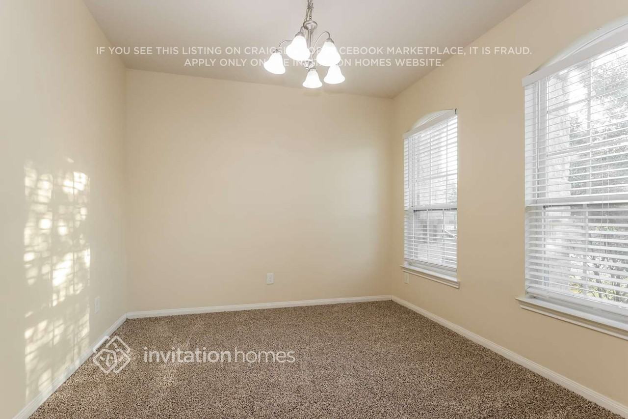 30631 Gardenia Trace Dr - Photo 7 of 18