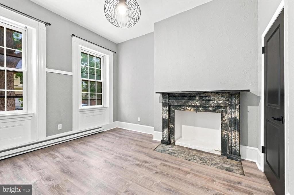 520 Spruce St - Photo 2 of 26