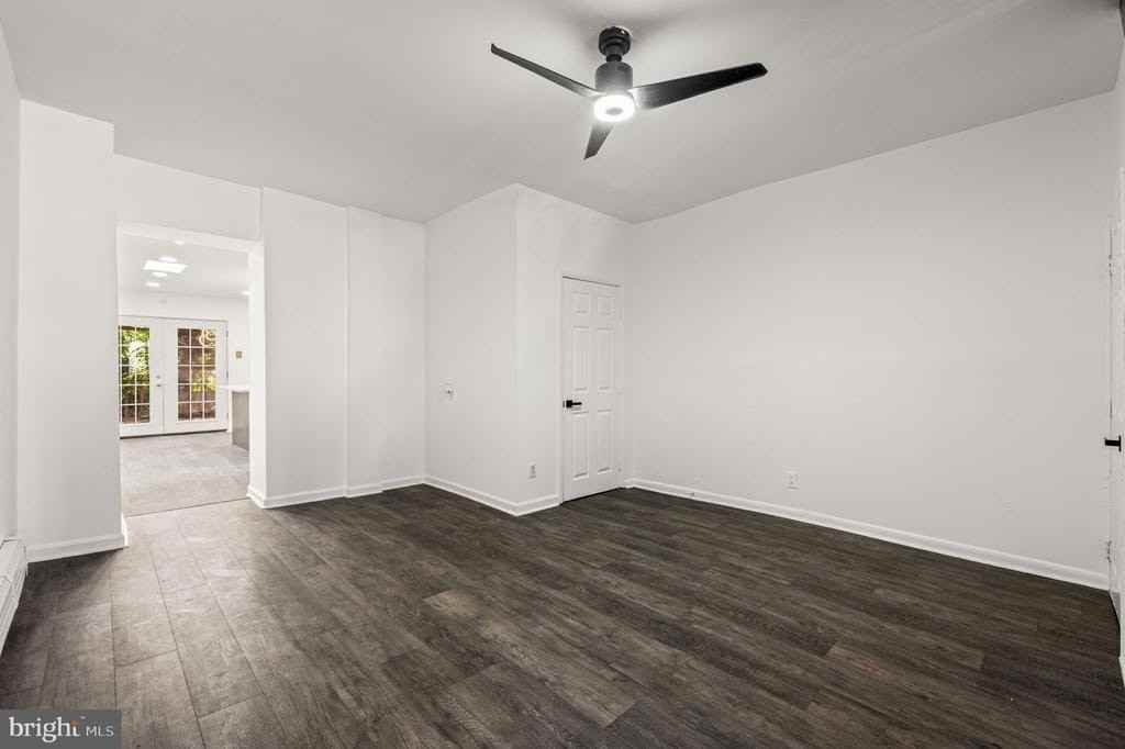 3126 N 35th St - Photo 4 of 18