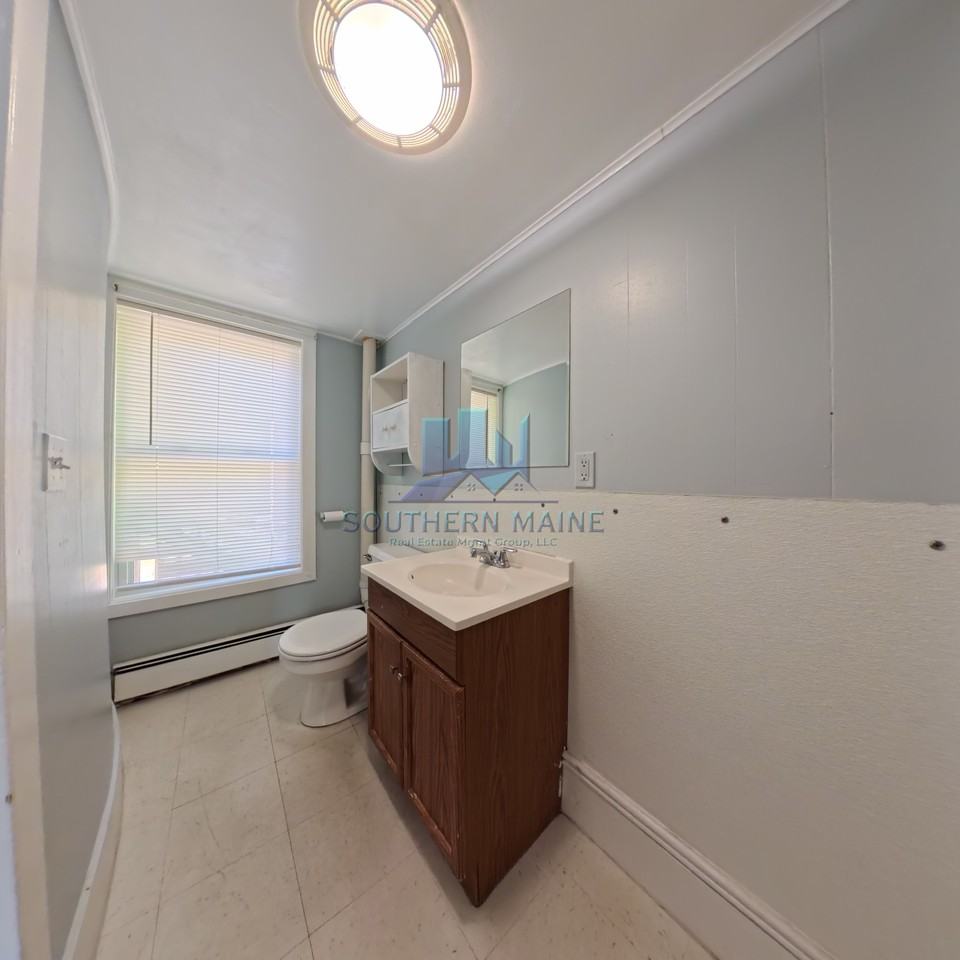 4 Glenwood Ave #D - Photo 2 of 18