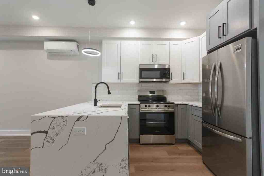 3849 Fairmount Ave - Photo 2 of 17