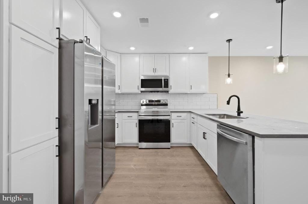 1721 N 21st St - Photo 3 of 19