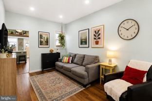 880 N Myrtlewood St - Photo 1 of 1