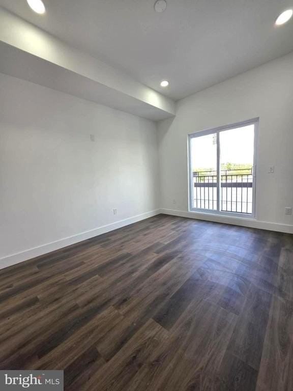 1520 S 22nd St - Photo 6 of 11