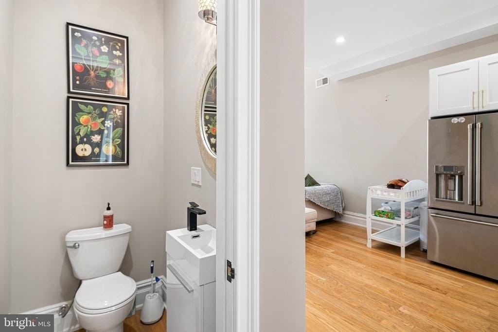 2525 Brown St - Photo 5 of 31