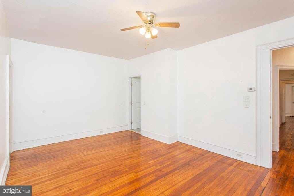 4628 Sansom St - Photo 3 of 16