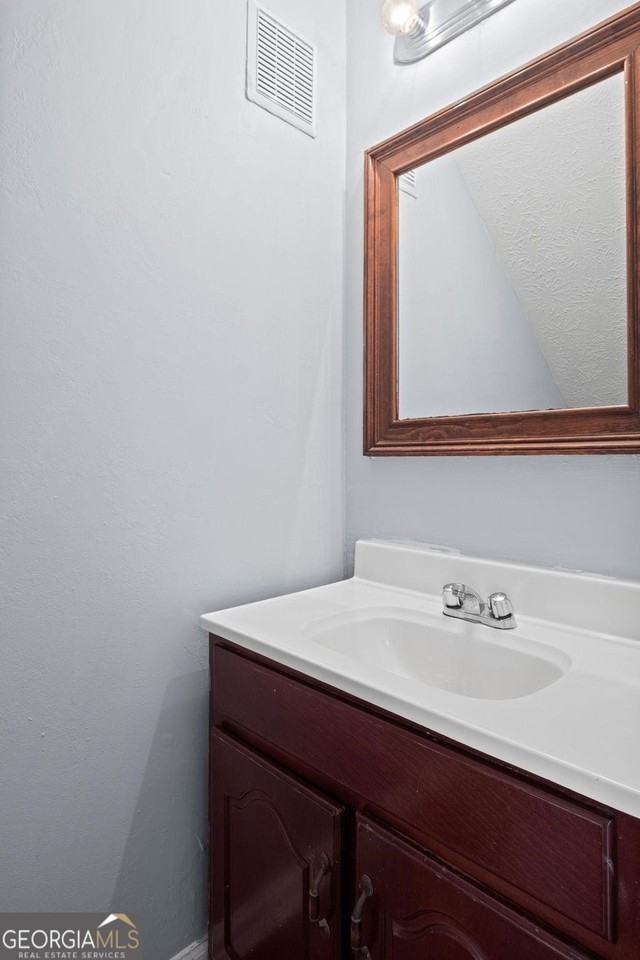 358 N 19th St #E - Photo 6 of 19