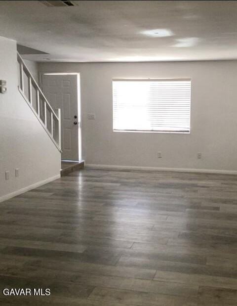 4128 W Avenue L #G - Photo 3 of 10