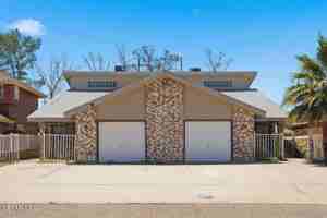 featured image of 821 Los Lagos Way #B