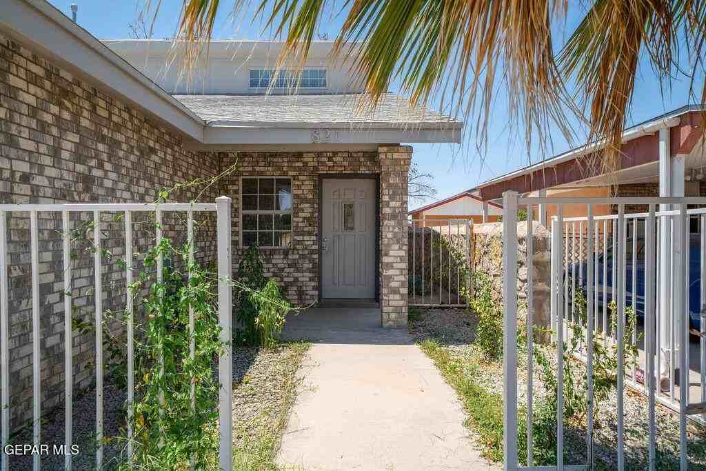 821 Los Lagos Way #B - Photo 2 of 26