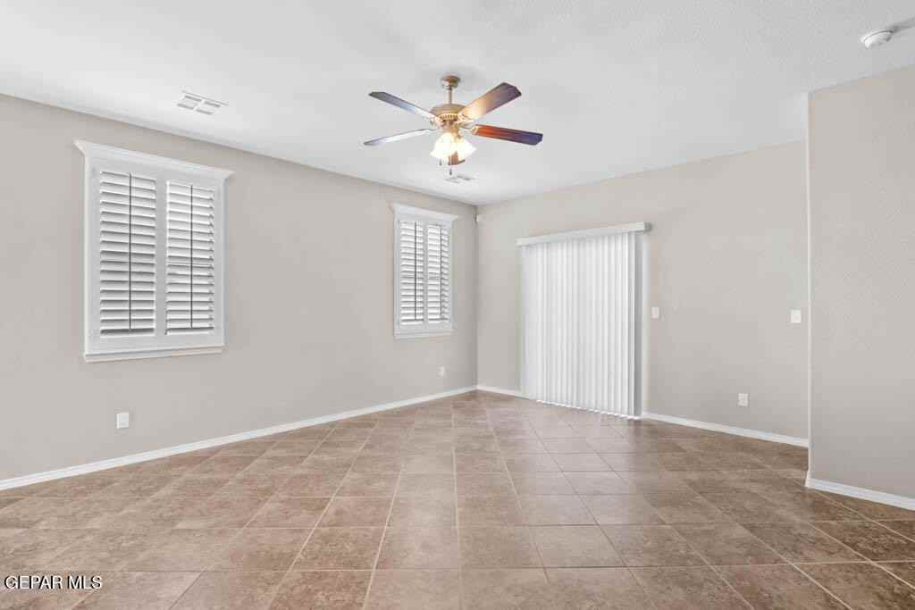 14229 Bluesky Point Ct - Photo 7 of 40
