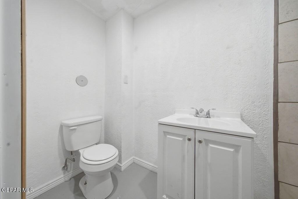 5833 Ybarra Ct - Photo 7 of 9