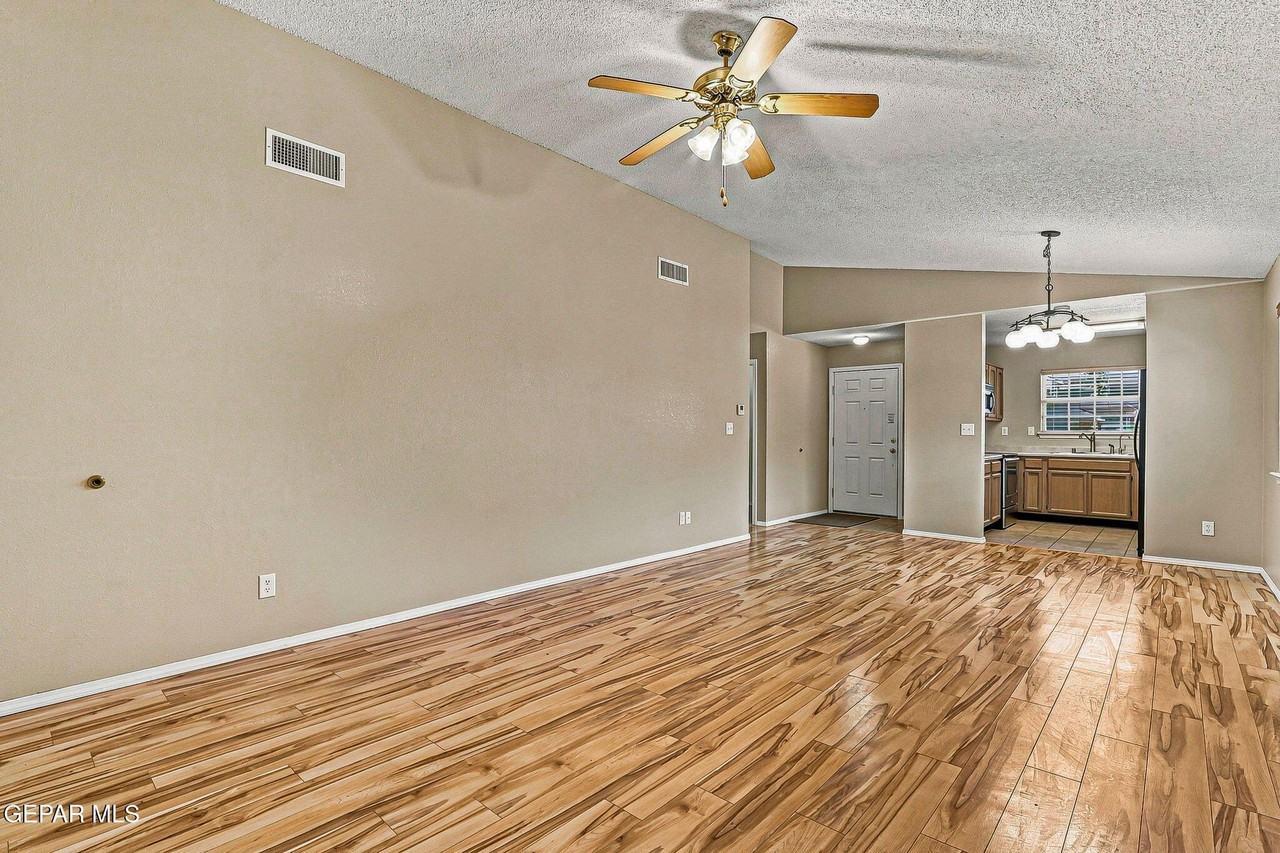 5657 Rick Husband Dr - Photo 6 of 23