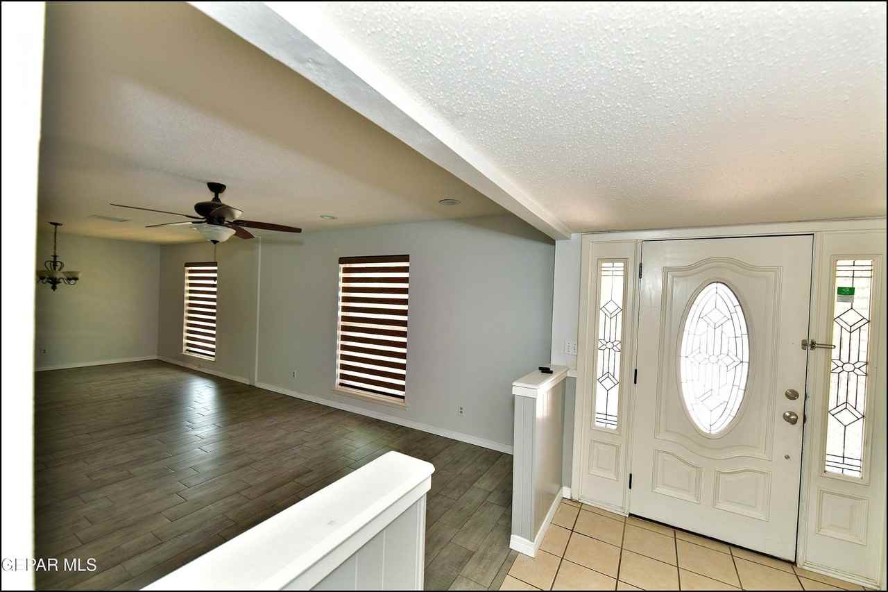 9125 Wh Burges Dr - Photo 7 of 50