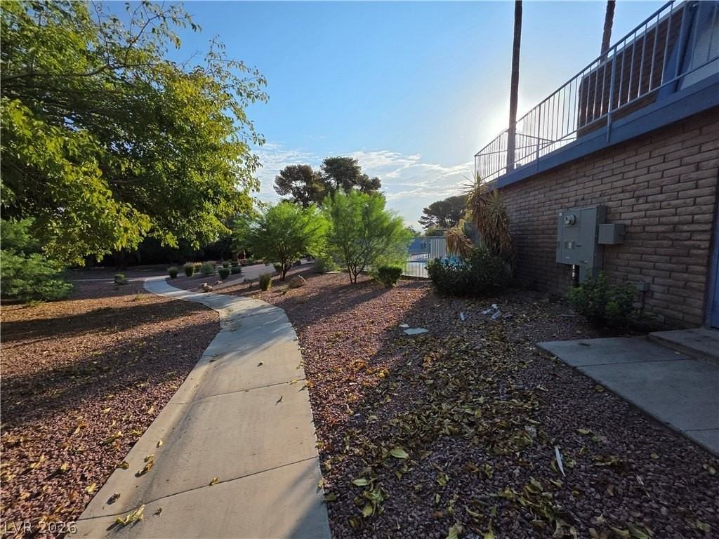 4232 Kona Coast Way - Photo 4 of 50