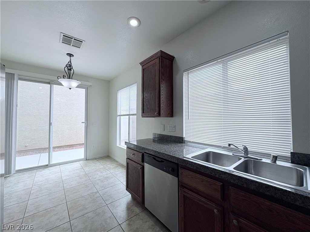 8141 Golden Flowers St - Photo 6 of 25
